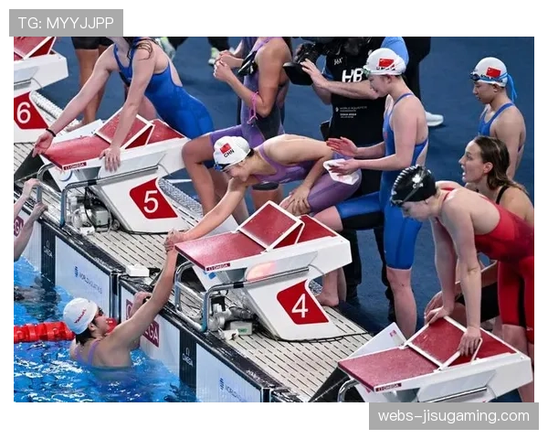 游泳接力浙江队破亚洲纪录，女子4x200米夺冠