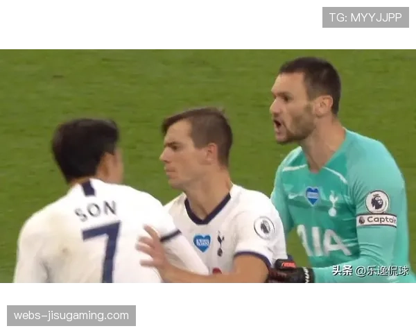 埃弗顿内讧现直红，盖耶掌掴队友被罚下