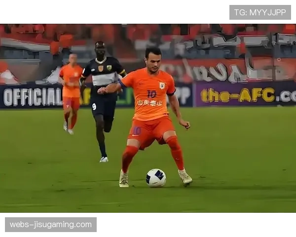 升班马大连英博处子赛季表现亮眼，防守反击战术见效